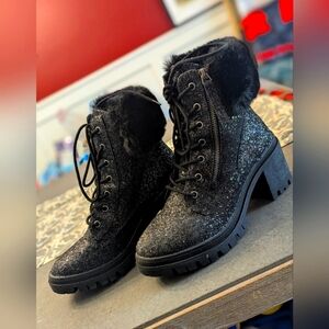 VeryG - Stylish Black Glitter Women's Boots